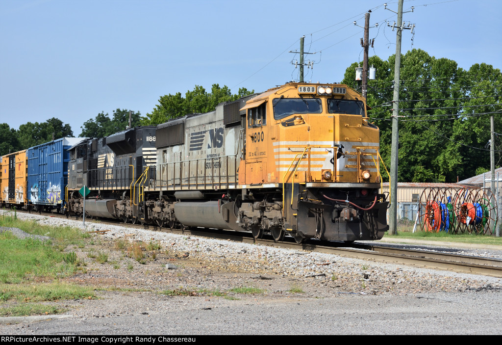 NS 1800 Train 192